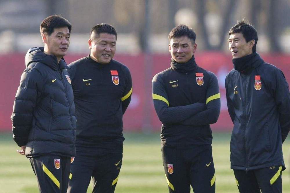 艾秋麻豆剧果冻传媒短视频